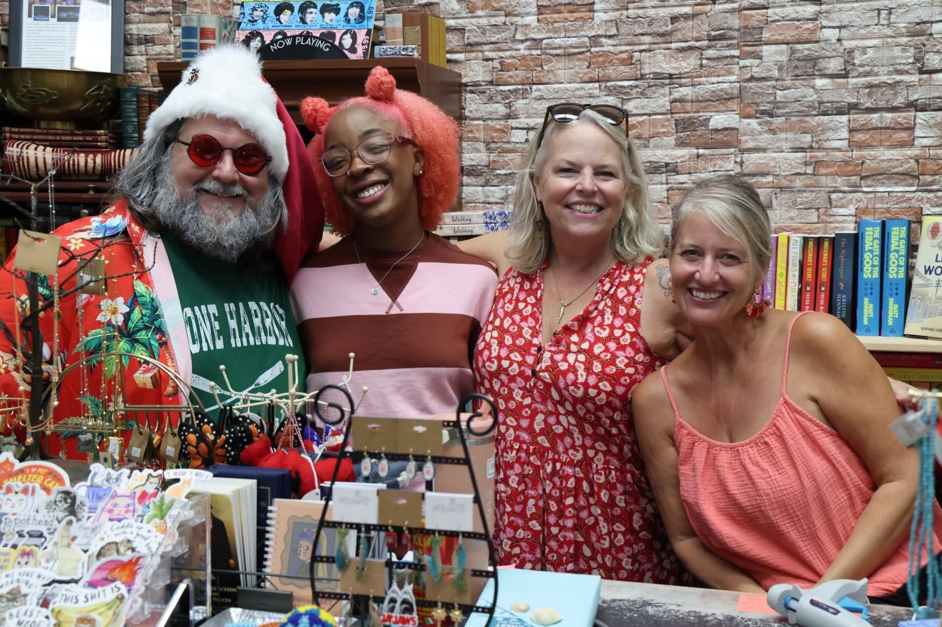 Cape May County Santa with a family outdoors
