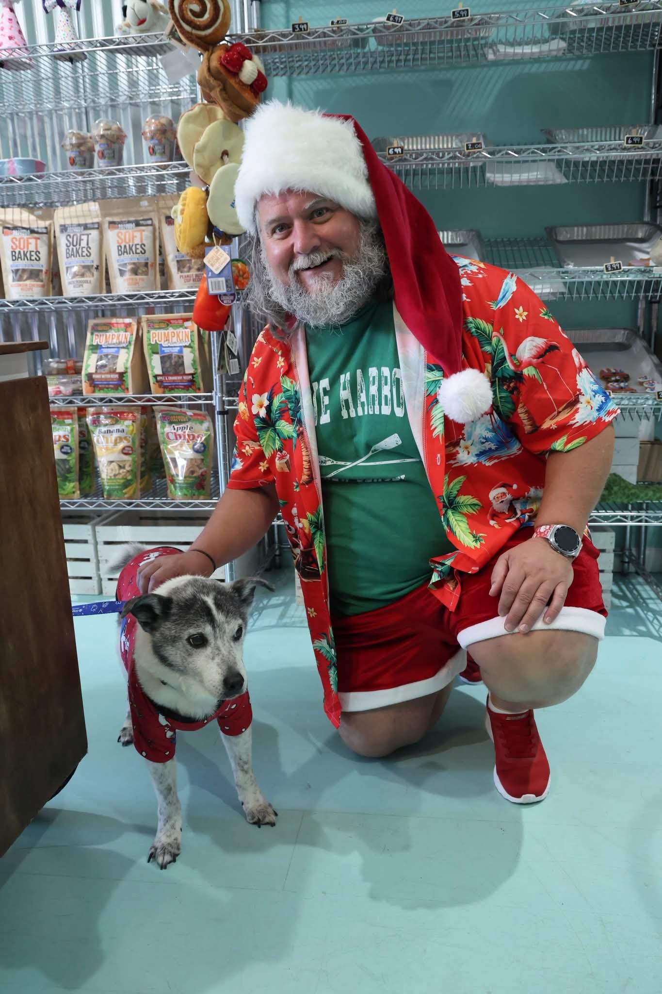 Cape May County Santa with guests at a Stone Harbor shop